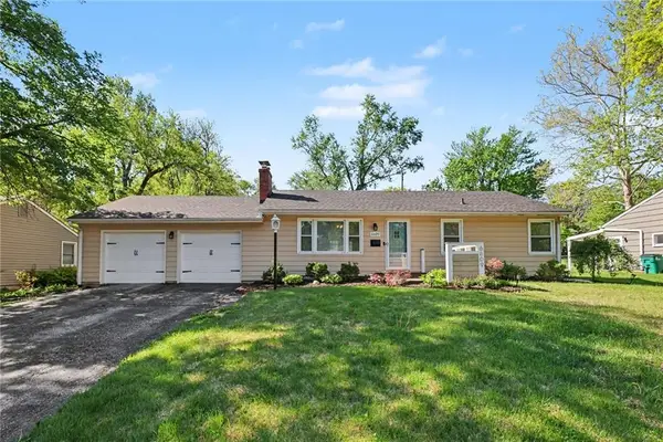 6609 W 72nd Terrace, Overland Park, KS 66204