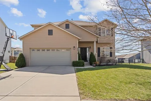 23513 W 89th Terrace, Lenexa, KS 66227