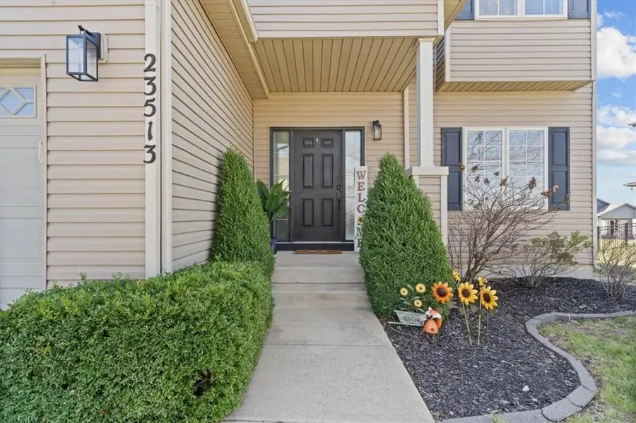 23513 W 89th Terrace, Lenexa, KS 66227 - #2