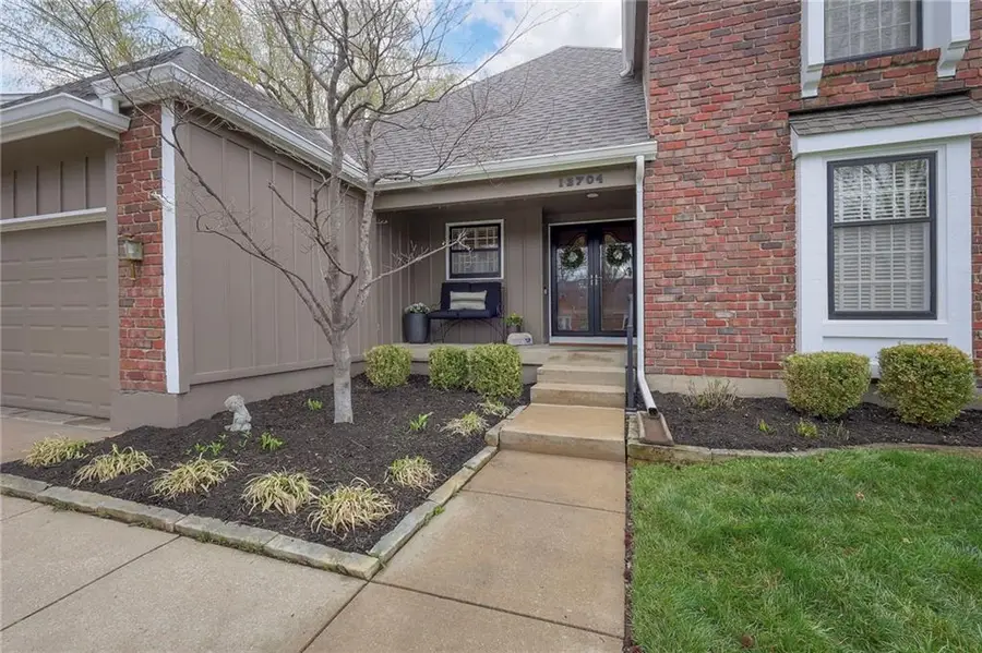 12704 W 117th Street, Overland Park, KS 66210 - #2