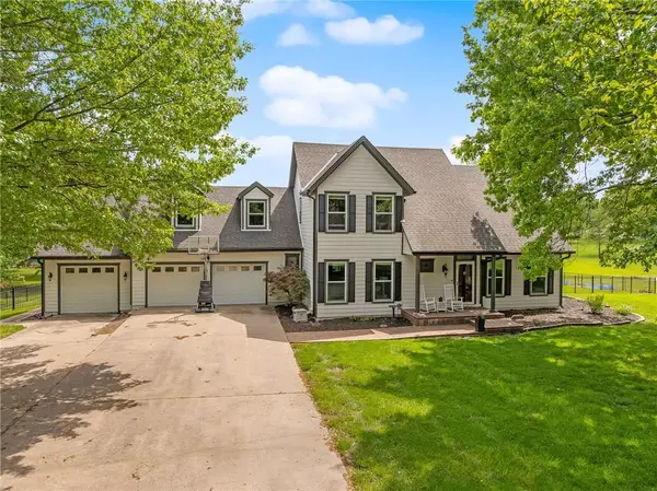 15367 Monrovia Street, Overland Park, KS 66221