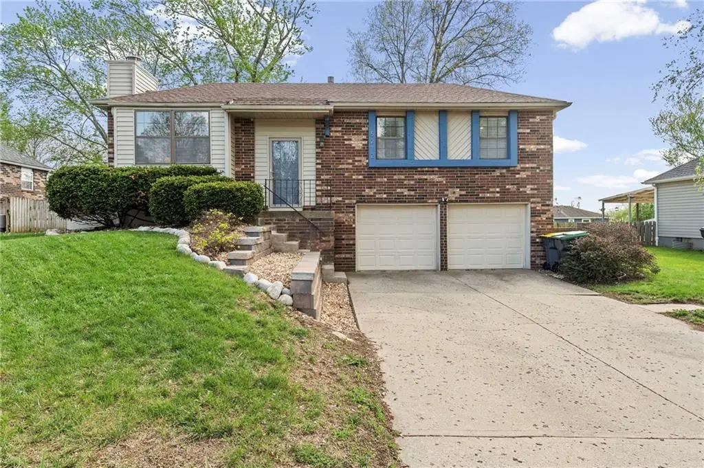 5212 NW Downing Street, Blue Springs, MO 64015 - #1