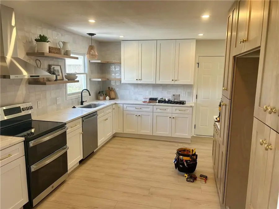 15327 Oakmont Street, Overland Park, KS 66221 - #2