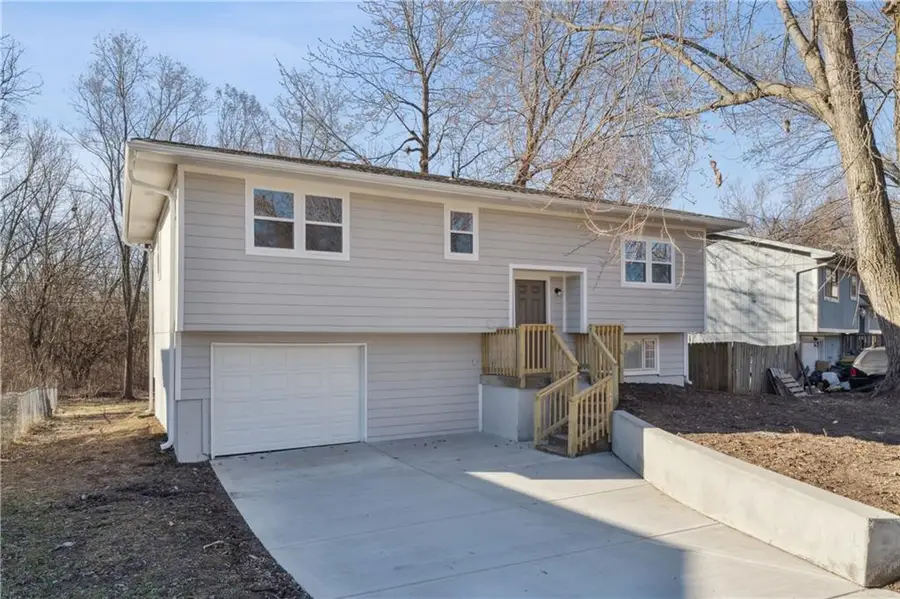 309 W Mcdonald Street, Edgerton, KS 66021 - #2