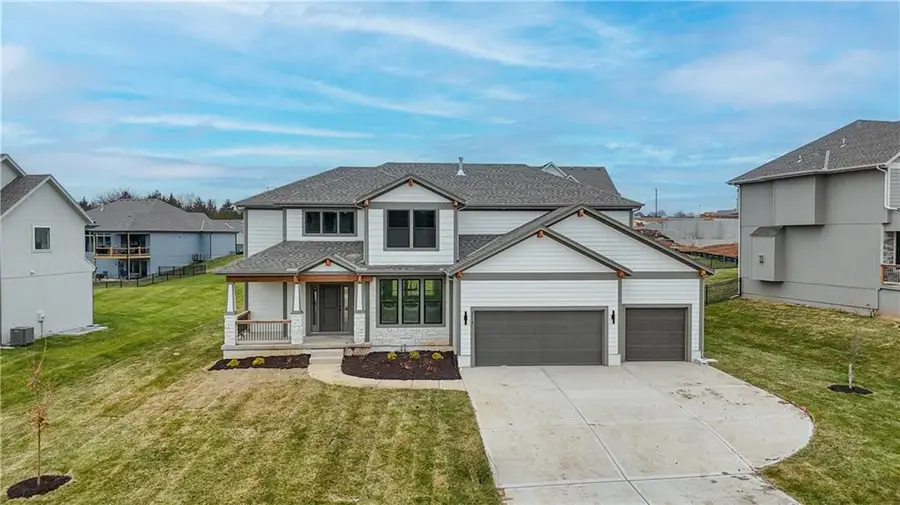 6114 Lewis Drive, Shawnee, KS 66226 - #2