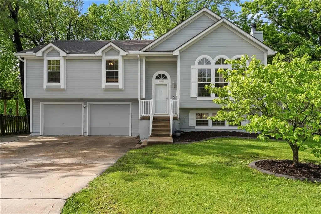 10007 E 70th Terrace, Raytown, MO 64133 - #1