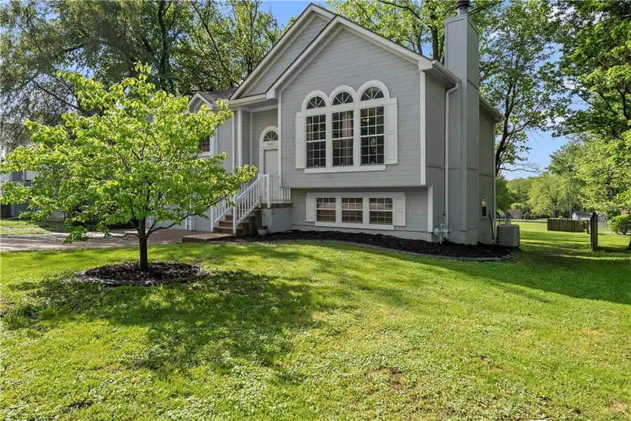 10007 E 70th Terrace, Raytown, MO 64133 - #3