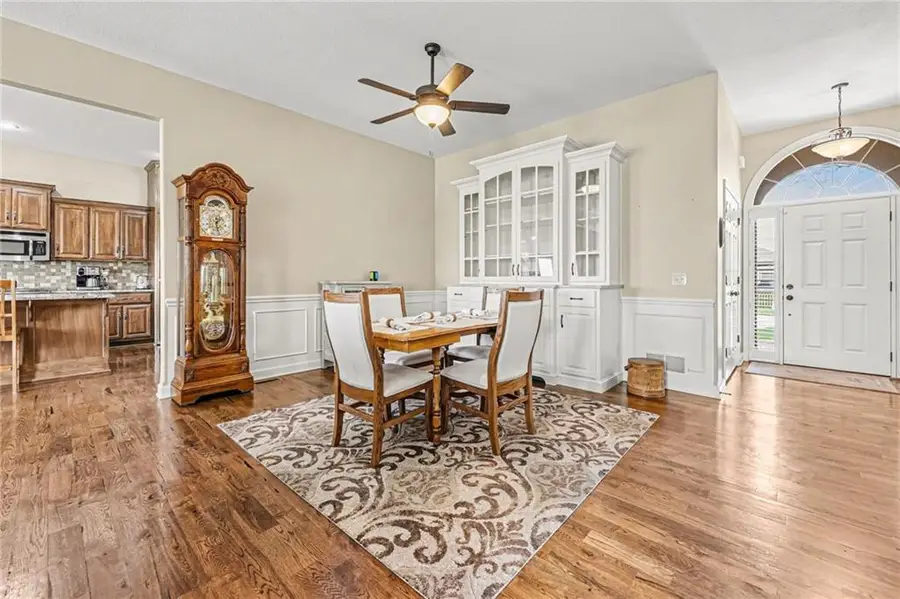 9920 N Manning Avenue, Kansas City, MO 64157 - #2