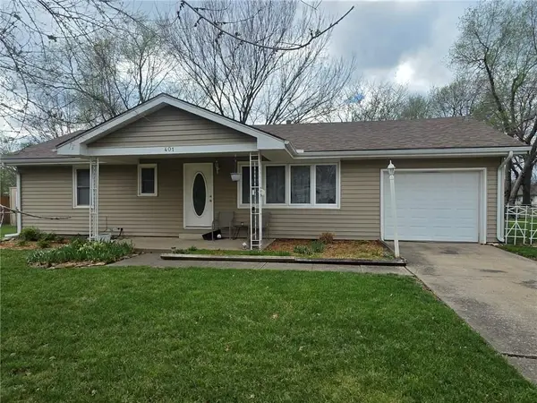 401 S Madison Street, Spring Hill, KS 66083