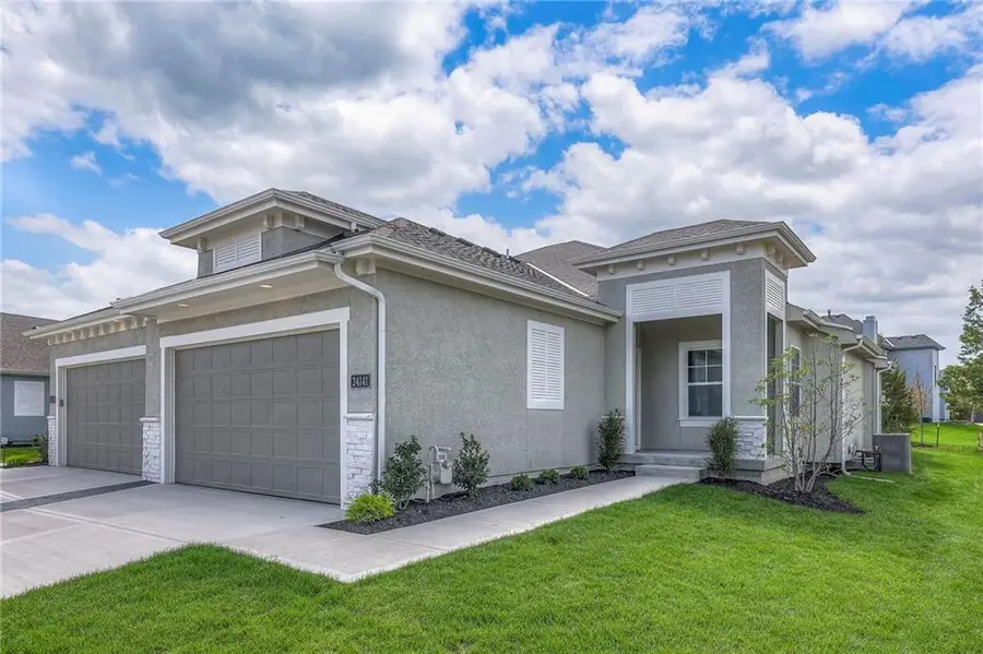 9860 W Greeley Street, Lenexa, KS 66227 - #2