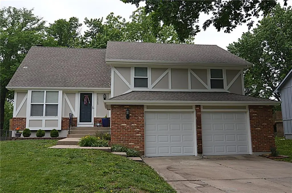 13908 S Brookwood Court, Olathe, KS 66062 - #1