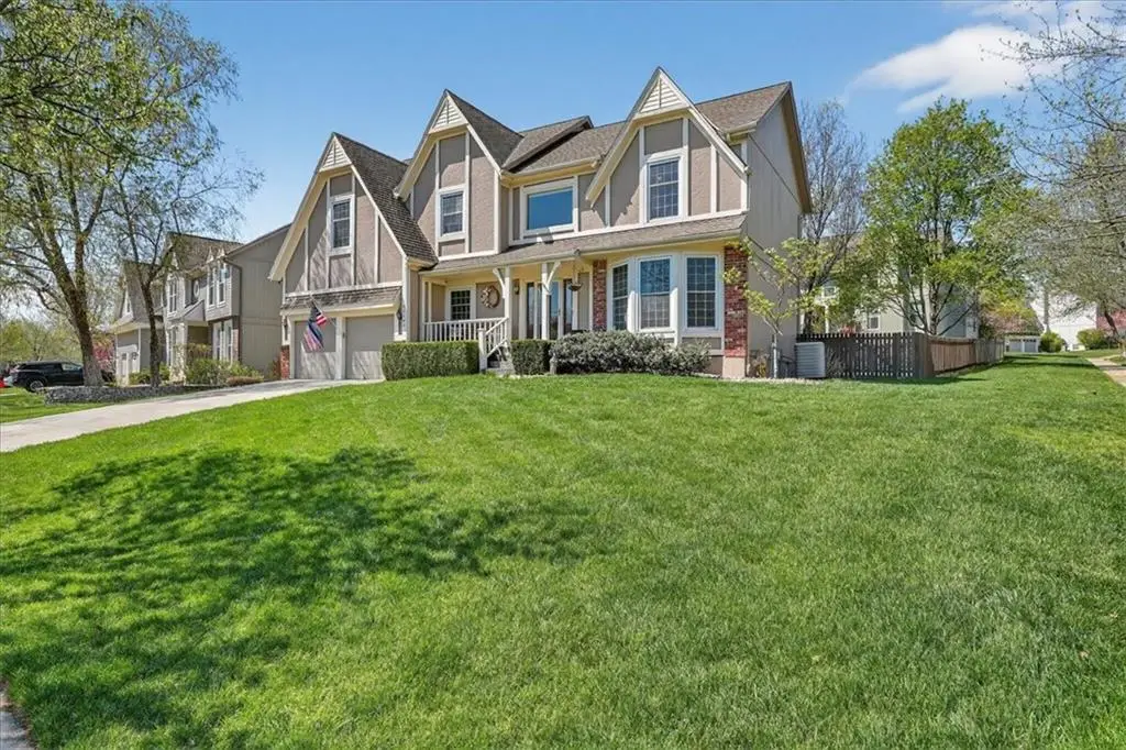 13162 England Street, Overland Park, KS 66213 - #1