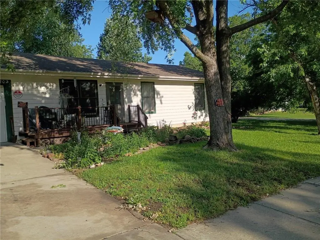 202 E 4th Street, Edgerton, KS 66021 - #1