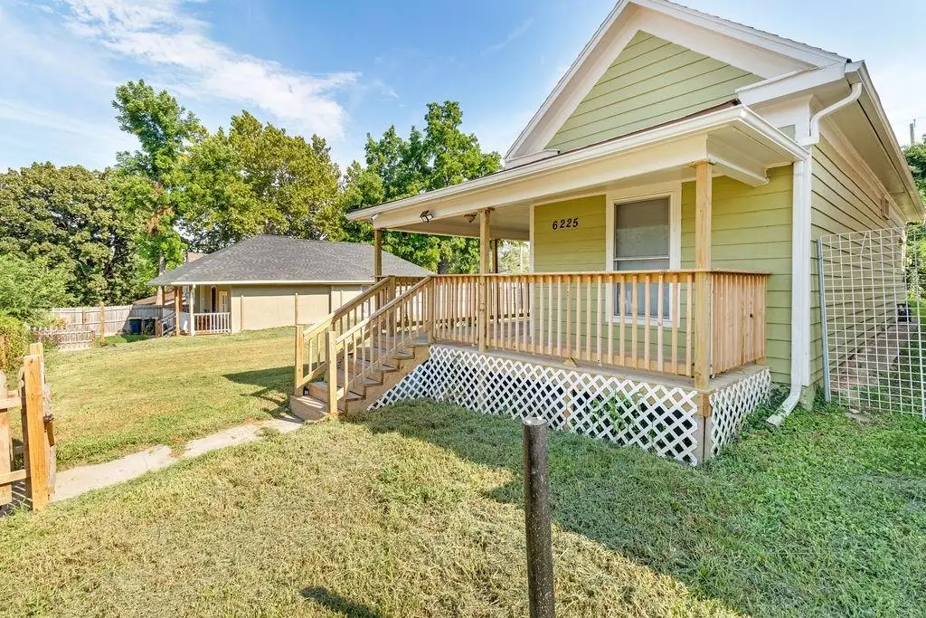 6225 E 10th And 6227 Street, Kansas City, MO 64126 - #1