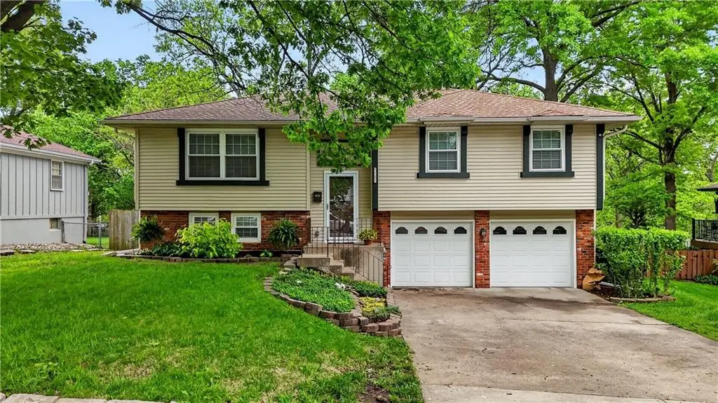 9707 W 56th Terrace, Merriam, KS 66203 - #1