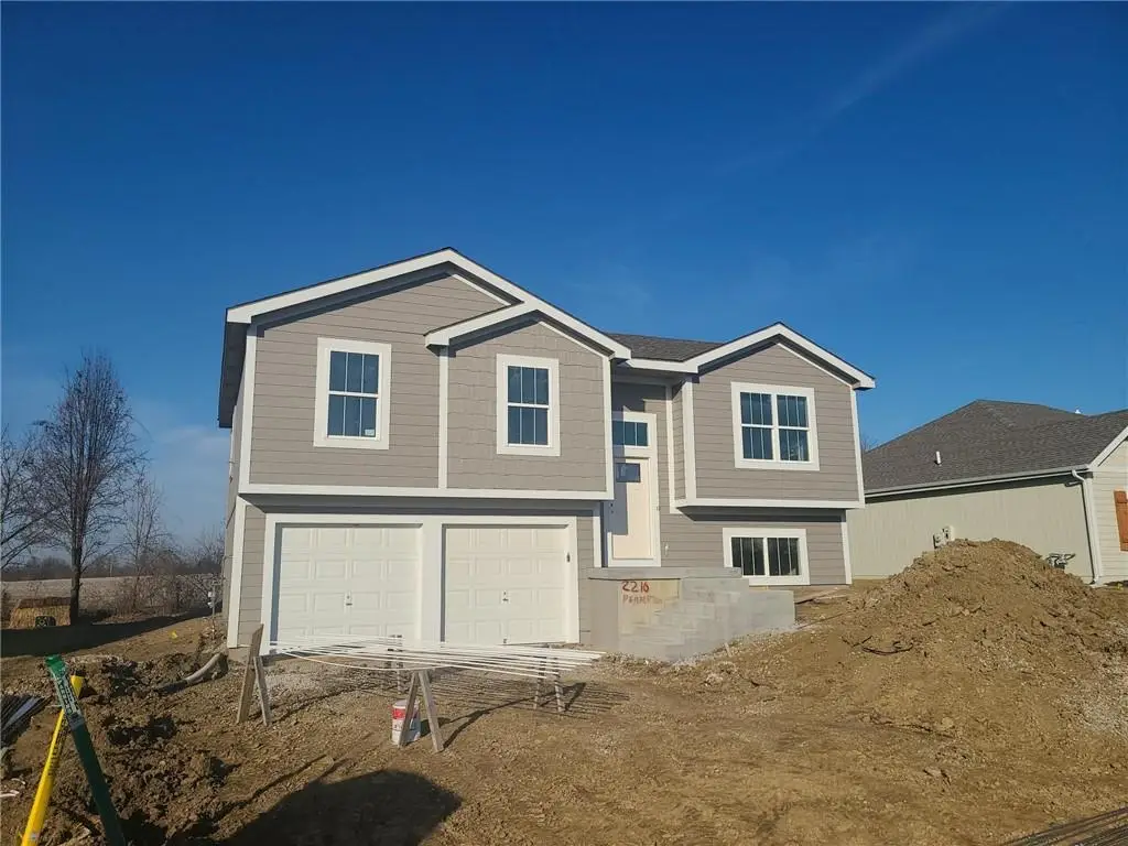 1913 Hawk View, Harrisonville, MO 64701 - #1