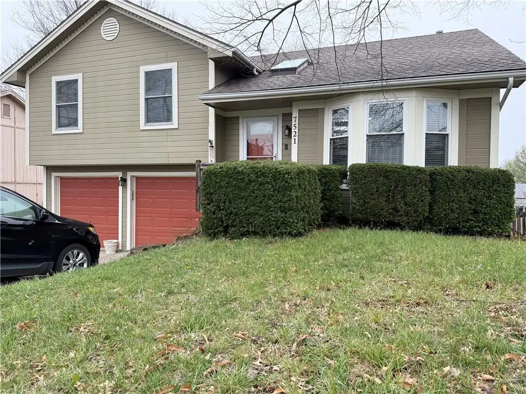 7521 N Stark Avenue, Kansas City, MO 64158 - #1