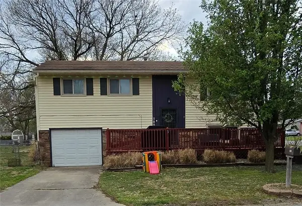 500 Catalina Street, Frontenac, KS 66763