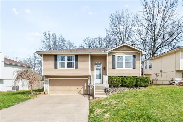 1723 S Whitney Drive, Independence, MO 64057