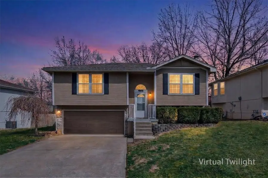 1723 S Whitney Drive, Independence, MO 64057 - #2