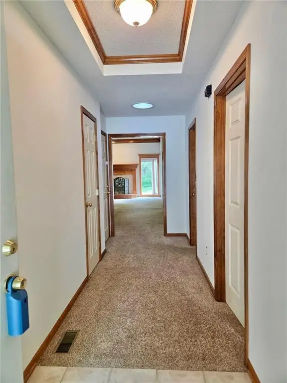 1011 NE 75th Street, Gladstone, MO 64118 - #2