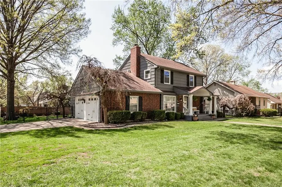 2703 NE 68th Terrace, Kansas City, MO 64119 - #2