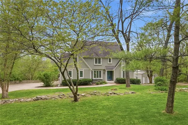 18325 Aberdeen Street, Stilwell, KS 66085