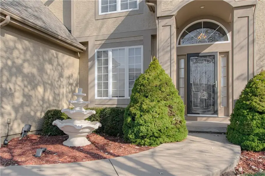 304 NE Hidden Valley Way, Lees Summit, MO 64064 - #3