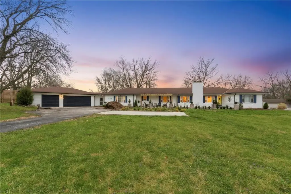 121 Highland Park Avenue, Excelsior Springs, MO 64024 - #1