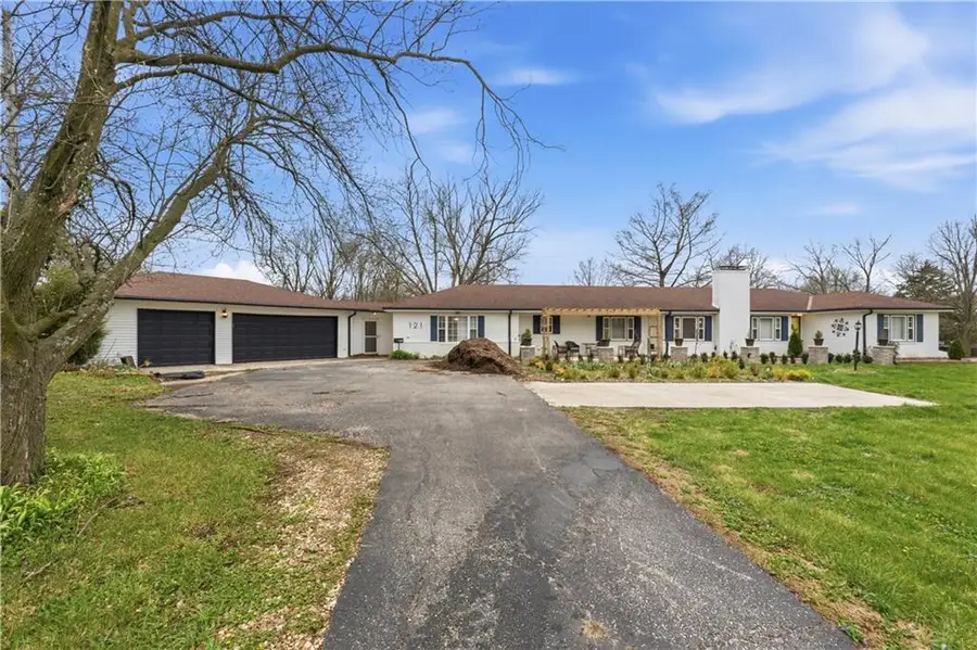 121 Highland Park Avenue, Excelsior Springs, MO 64024 - #3