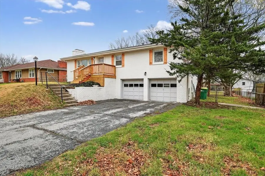 2217 N 83rd Street, Kansas City, KS 66109 - #3