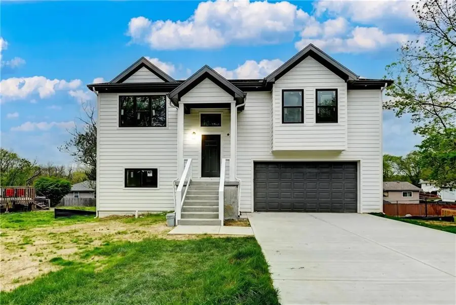 622 N 62nd Street, Kansas City, KS 66102 - #2