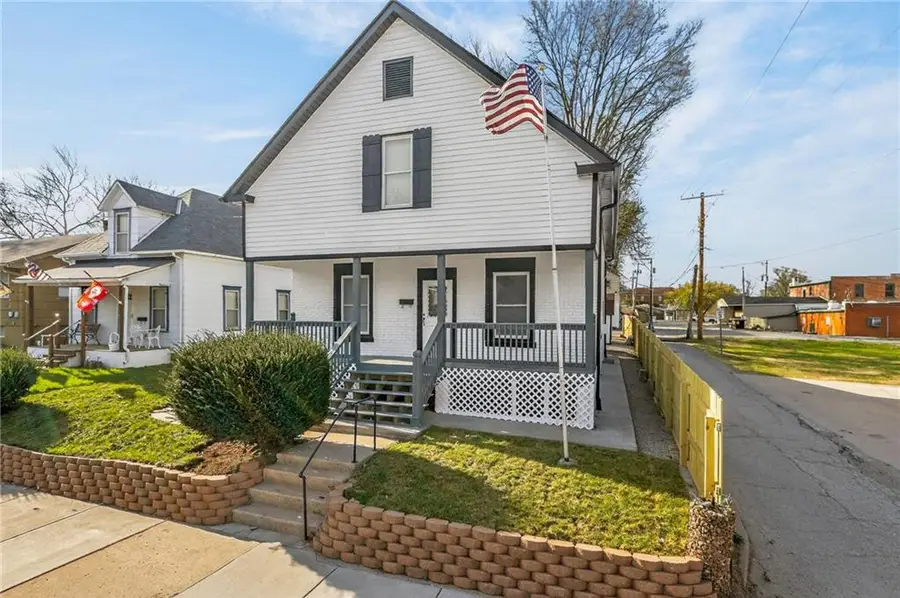 11209 Chicago Avenue, Sugar Creek, MO 64054 - #2