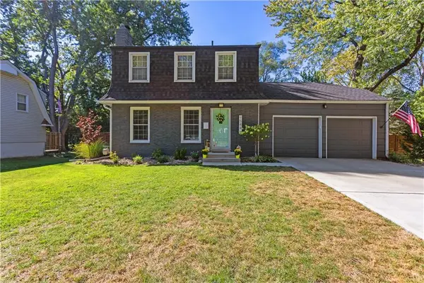 9544 Roe Avenue, Overland Park, KS 66207