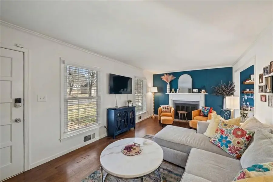 9544 Roe Avenue, Overland Park, KS 66207 - #3