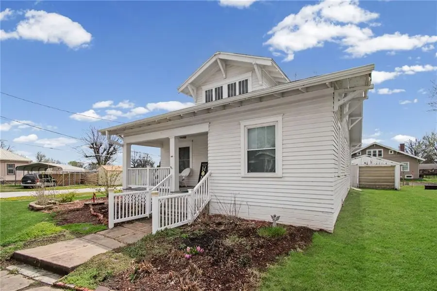 210 W 4th Street, Norborne, MO 64668 - #2