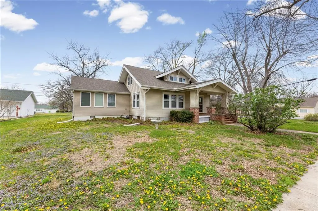 602 Oak Street, Wellsville, KS 66092 - #1