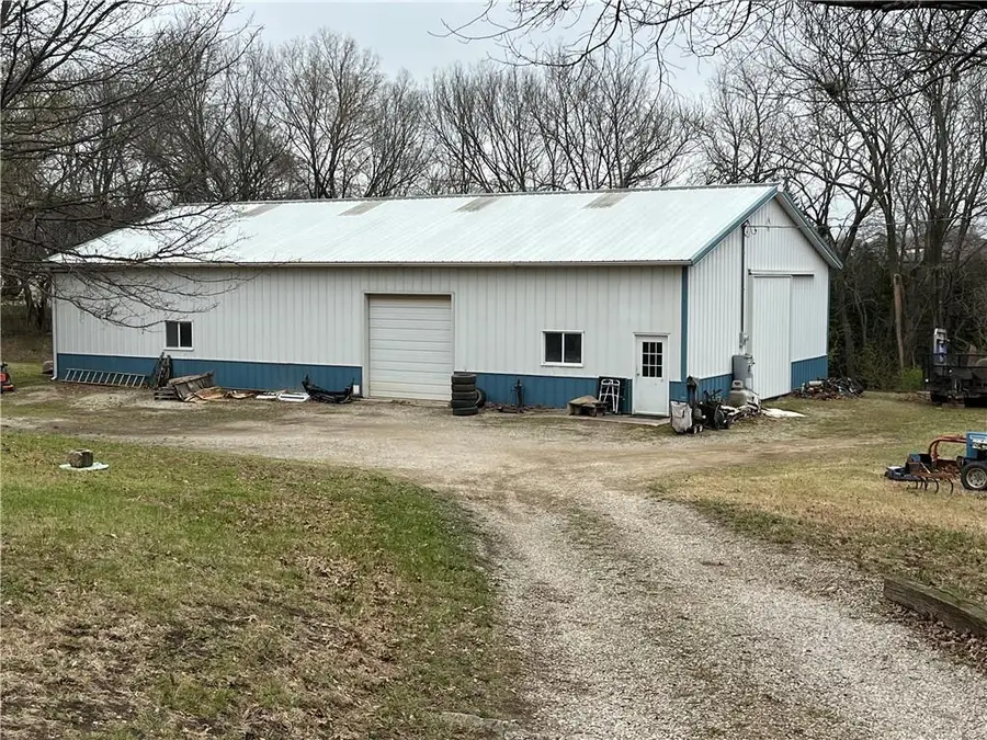 11535 S Clare Road, Olathe, KS 66061 - #3