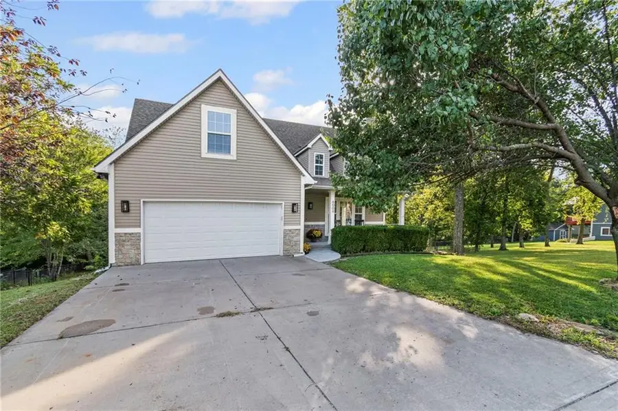 6009 Walnut Cove, Trimble, MO 64492 - #2