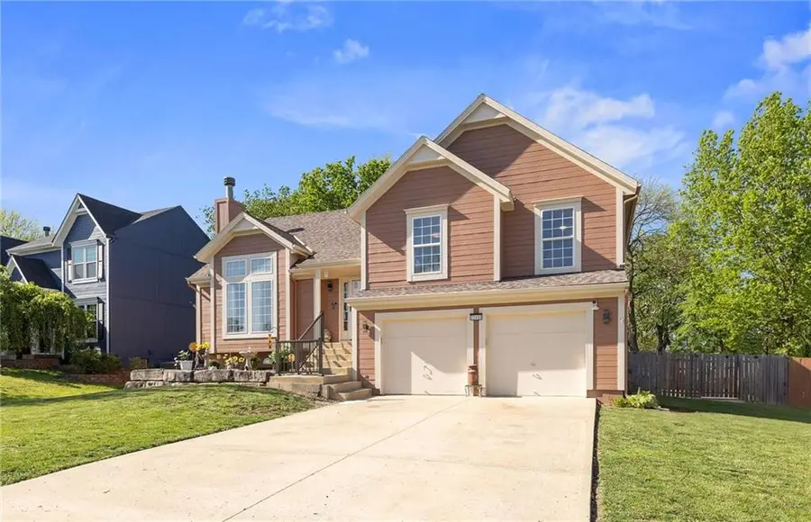 20490 W 219th Terrace, Spring Hill, KS 66083 - #2