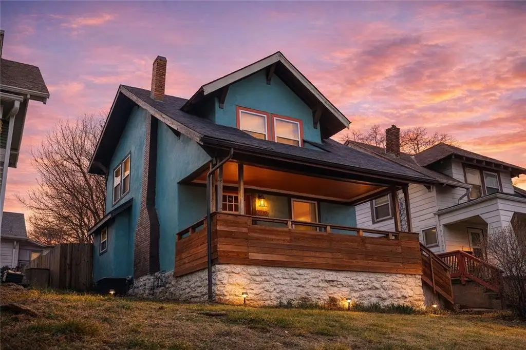 2710 Paseo Boulevard, Kansas City, MO 64109 - #1