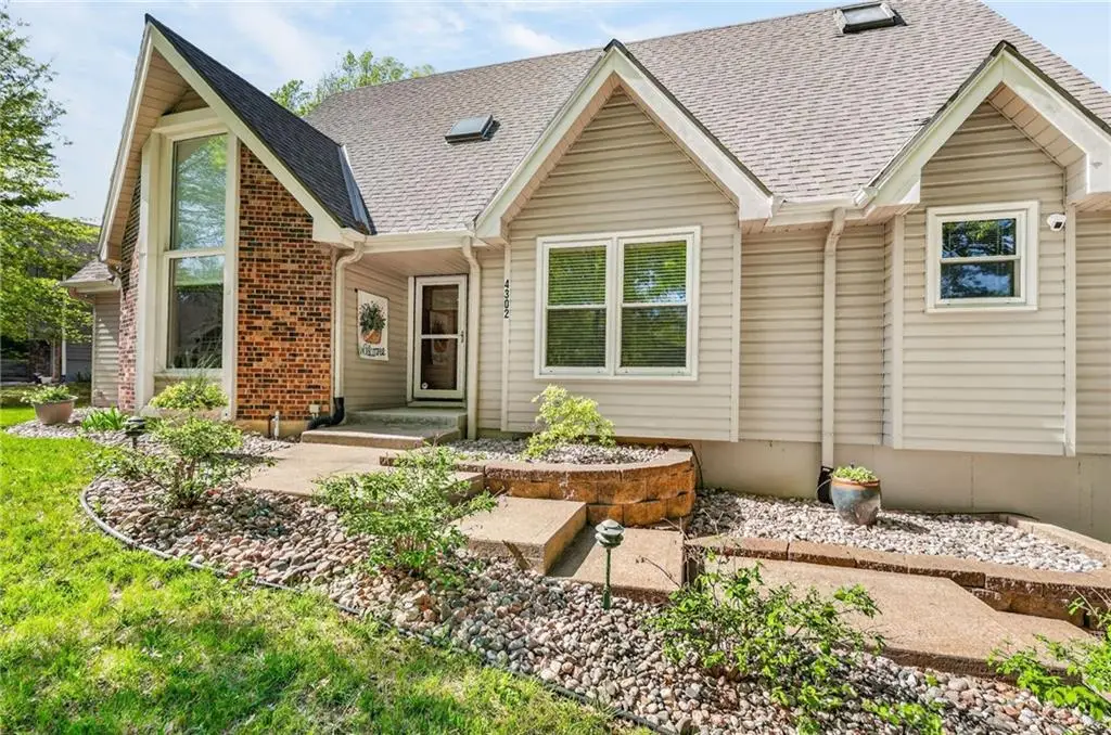 4302 NW 60th Court, Kansas City, MO 64151 - #1