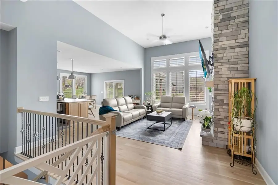 7703 Green Street, Lenexa, KS 66227 - #3