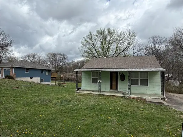 9520 E 67 Terrace, Raytown, MO 64133