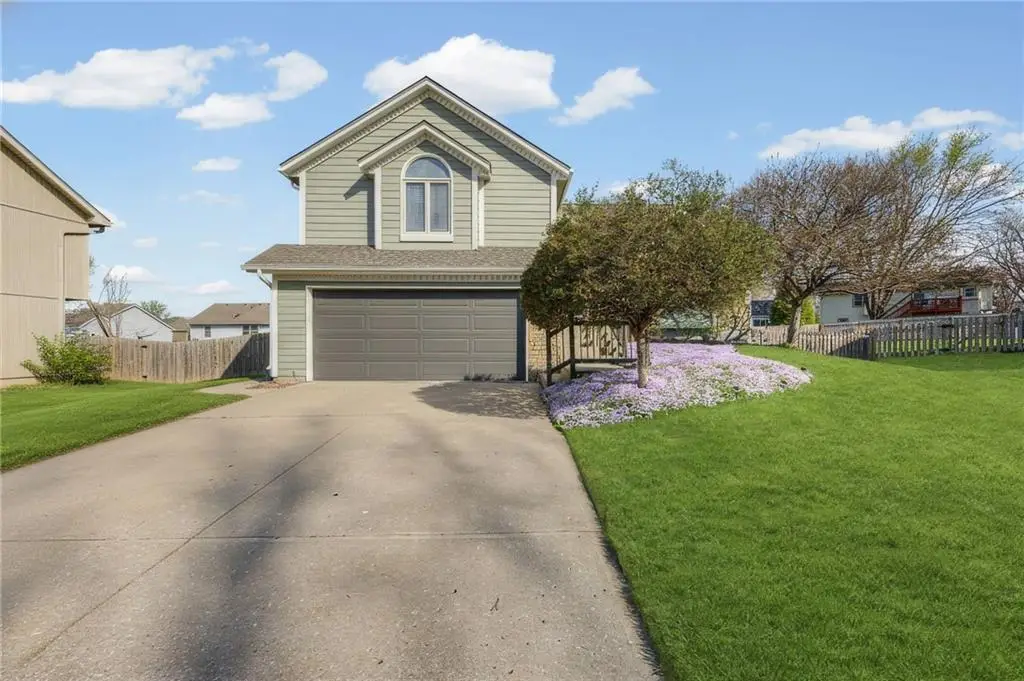 15016 W 124th Street, Olathe, KS 66062 - #1