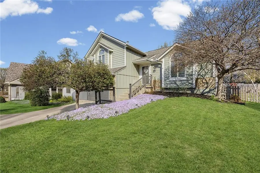 15016 W 124th Street, Olathe, KS 66062 - #2