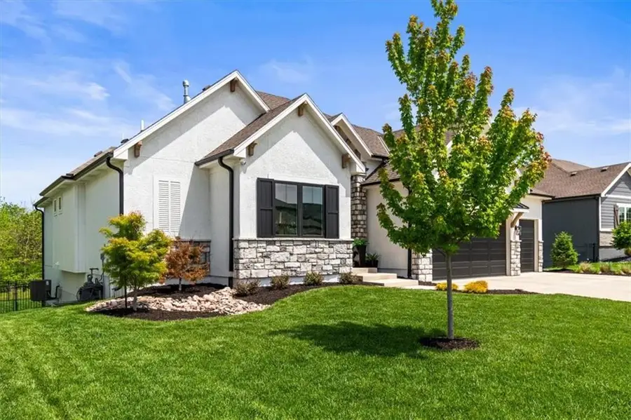 2034 SW Red Barn Lane, Lees Summit, MO 64082 - #2