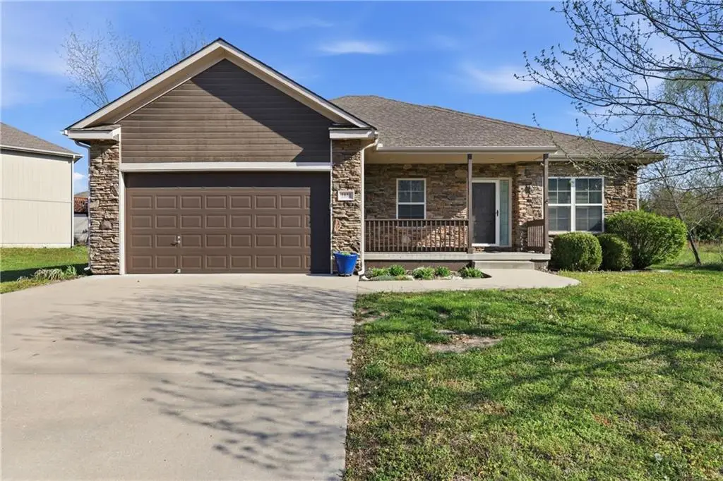 1611 NW Nicholas Drive, Grain Valley, MO 64029 - #1