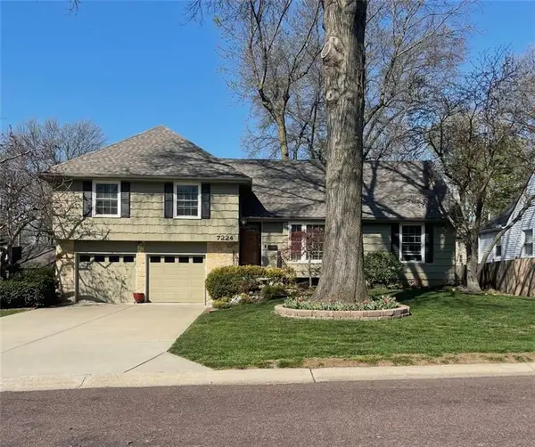 7224 Hemlock Street, Overland Park, KS 66204