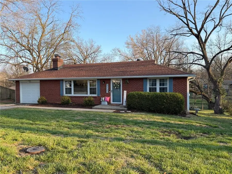 9721 W 57th Street, Merriam, KS 66203 - #2